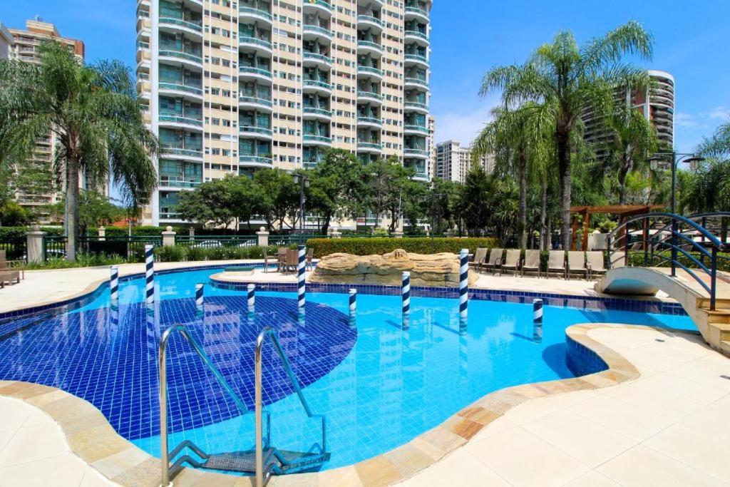 Barra Da Tijuca - 508 - De Frente Para Maravilhosa Piscina - Estacionamento Gratuito - Academia Comphania Atletica - Balsa Para Praia Gratis - Microondas - Geladeira Grande - Recepcao 24Horas - Wi-Fi - Com Pia Рио де Жанейро Екстериор снимка
