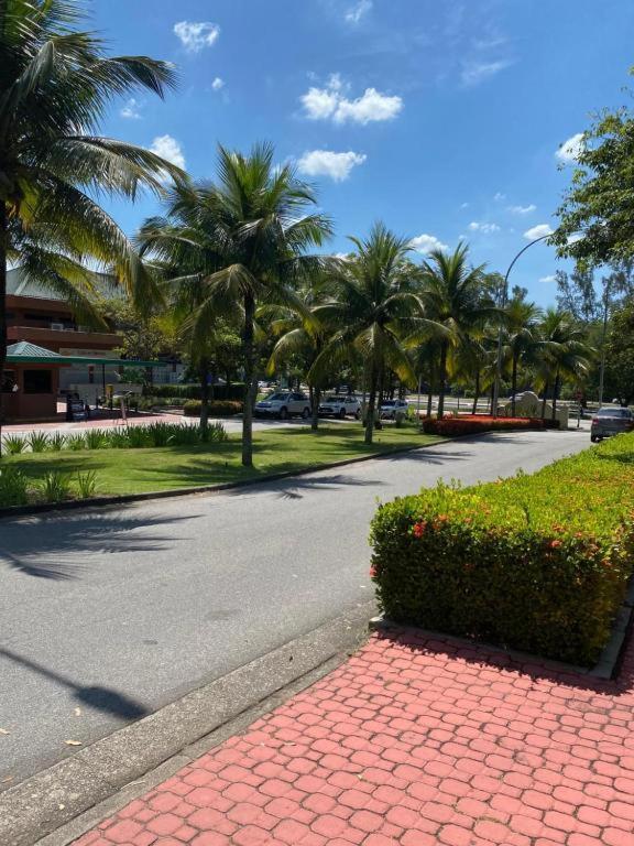 Barra Da Tijuca - 508 - De Frente Para Maravilhosa Piscina - Estacionamento Gratuito - Academia Comphania Atletica - Balsa Para Praia Gratis - Microondas - Geladeira Grande - Recepcao 24Horas - Wi-Fi - Com Pia Рио де Жанейро Екстериор снимка