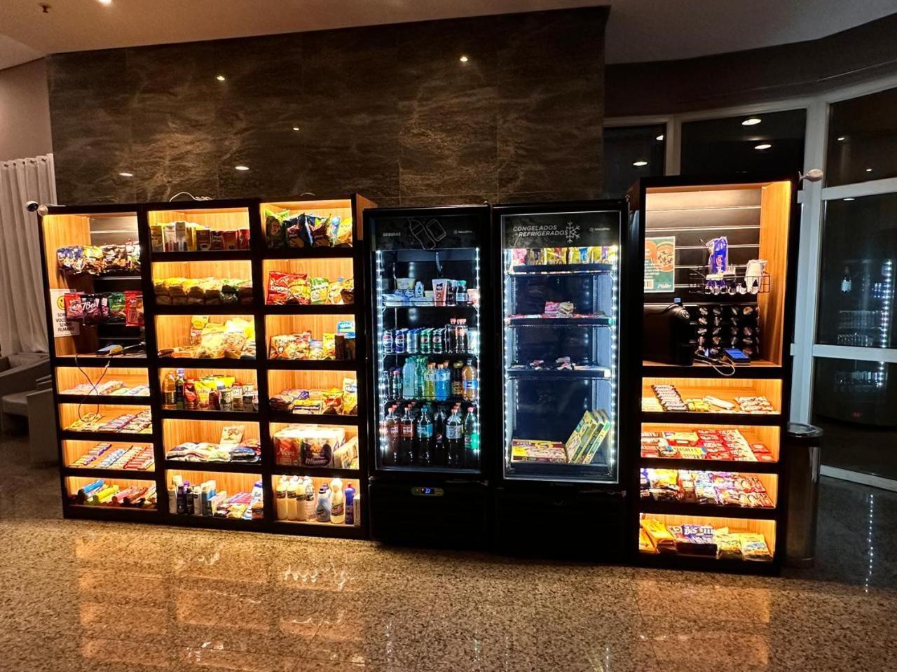 Barra Da Tijuca - 508 - De Frente Para Maravilhosa Piscina - Estacionamento Gratuito - Academia Comphania Atletica - Balsa Para Praia Gratis - Microondas - Geladeira Grande - Recepcao 24Horas - Wi-Fi - Com Pia Рио де Жанейро Екстериор снимка
