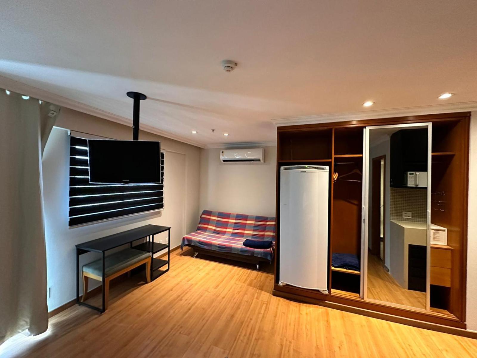 Barra Da Tijuca - 508 - De Frente Para Maravilhosa Piscina - Estacionamento Gratuito - Academia Comphania Atletica - Balsa Para Praia Gratis - Microondas - Geladeira Grande - Recepcao 24Horas - Wi-Fi - Com Pia Рио де Жанейро Екстериор снимка