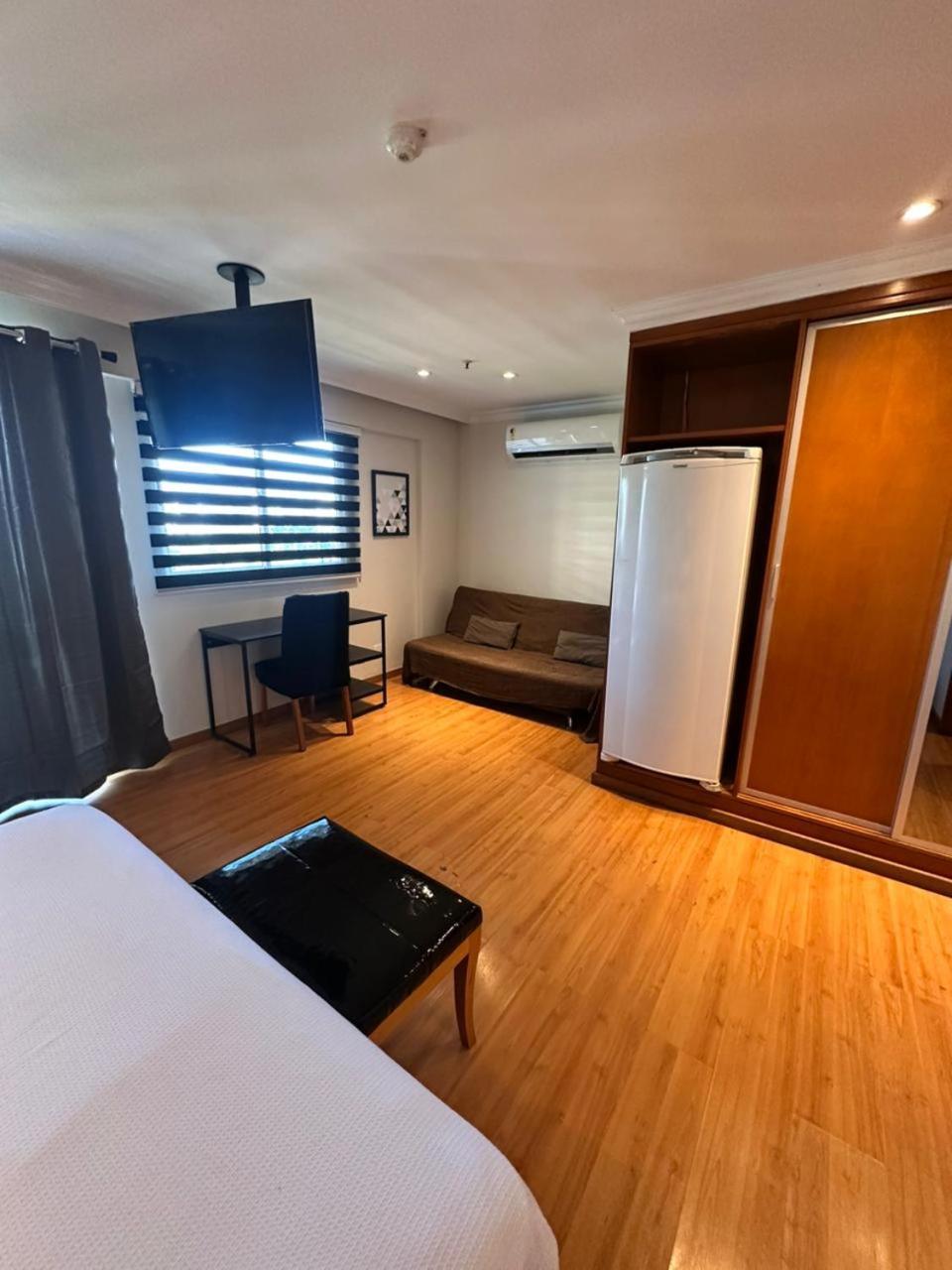 Barra Da Tijuca - 508 - De Frente Para Maravilhosa Piscina - Estacionamento Gratuito - Academia Comphania Atletica - Balsa Para Praia Gratis - Microondas - Geladeira Grande - Recepcao 24Horas - Wi-Fi - Com Pia Рио де Жанейро Екстериор снимка